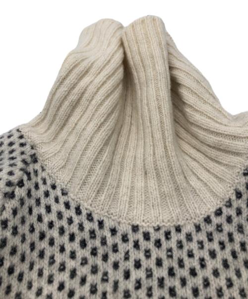 C.P COMPANY（シーピーカンパニー）C.P COMPANY (シーピーカンパニー) タートルネックロゴニット ホワイト サイズ:XLの古着・服飾アイテム