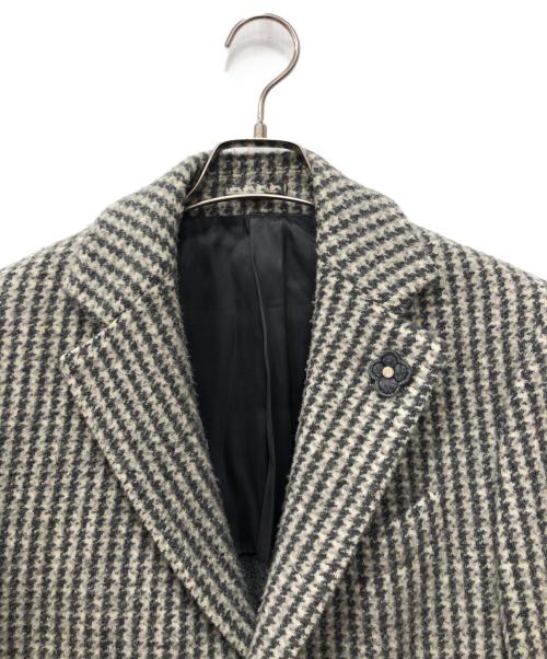LARDINI（ラルディーニ）LARDINI (ラルディーニ) 千鳥柄チェスターコート ホワイト サイズ:48の古着・服飾アイテム