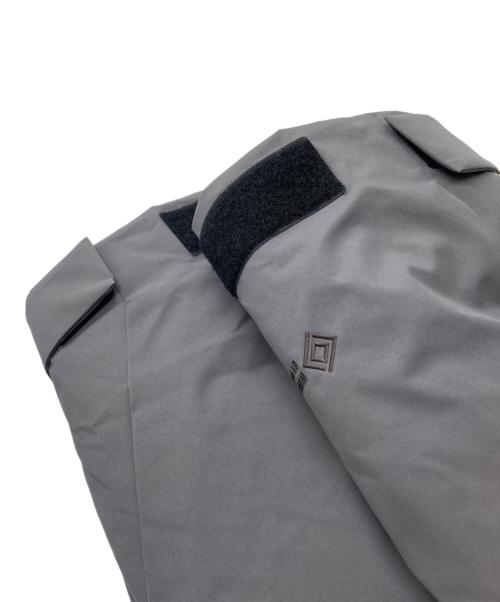 MARMOT（マーモット）Marmot (マーモット) WINDSTOPPER LIGHT MAMMOTH JACKET グレー サイズ:Lの古着・服飾アイテム