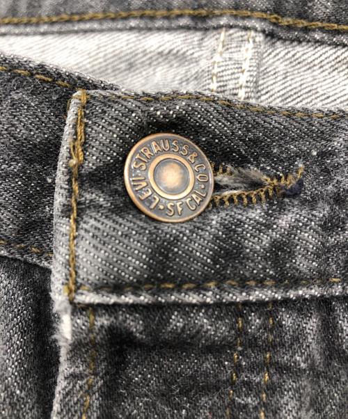 LEVI'S（リーバイス）LEVI'S (リーバイス) 先染め501デニムパンツ ブラック サイズ:81㎝(Ｗ31)の古着・服飾アイテム