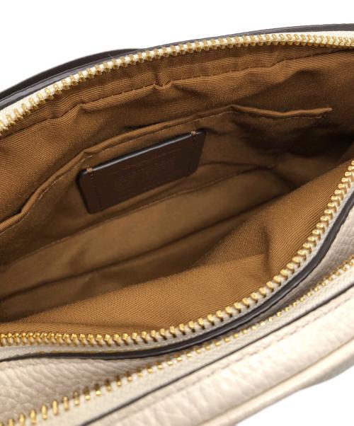 COACH（コーチ）COACH (コーチ) 馬車ロゴクロスボディバッグ ホワイトの古着・服飾アイテム