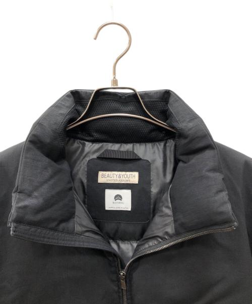 BEAUTY&YOUTH（ビューティーアンドユース）BEAUTY&YOUTH (ビューティーアンドユース) スタンドカラーダウンジャケット ブラック サイズ:Ｍの古着・服飾アイテム