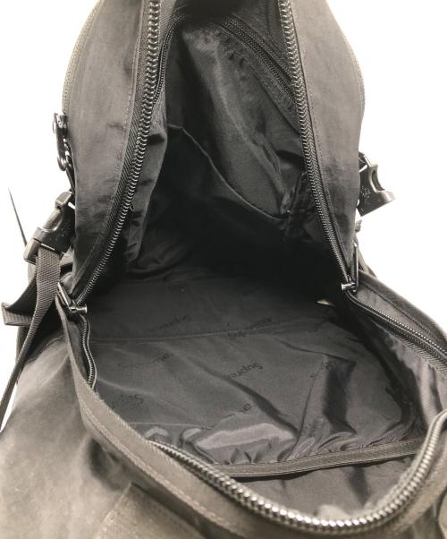 SUPREME（シュプリーム）SUPREME (シュプリーム) BACKPACK 21L ブラックの古着・服飾アイテム