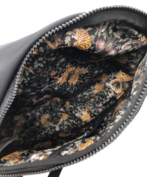 Onitsuka Tiger（オニツカタイガー）Onitsuka Tiger (オニツカタイガー) ボディーバッグ ブラックの古着・服飾アイテム