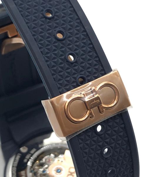 Salvatore Ferragamo（サルヴァトーレ フェラガモ）Salvatore Ferragamo (サルヴァトーレ フェラガモ) リストウォッチ ネイビー サイズ:下記参照の古着・服飾アイテム