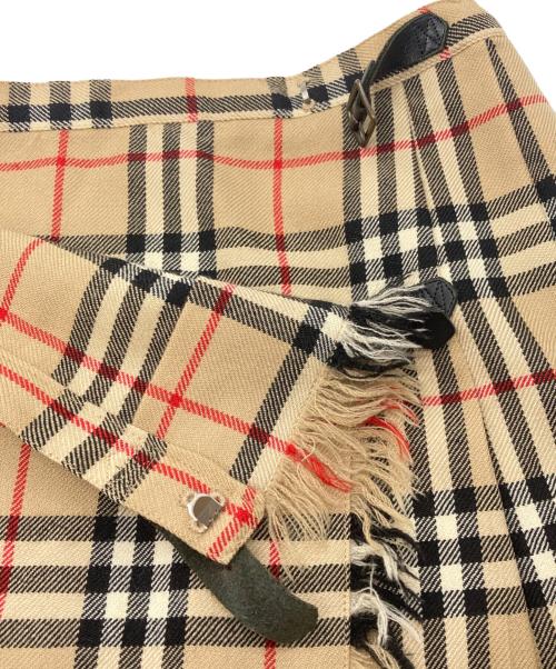 Burberry's（バーバリーズ）Burberry's (バーバリーズ) ノバチェックラップスカート ベージュ サイズ:38の古着・服飾アイテム