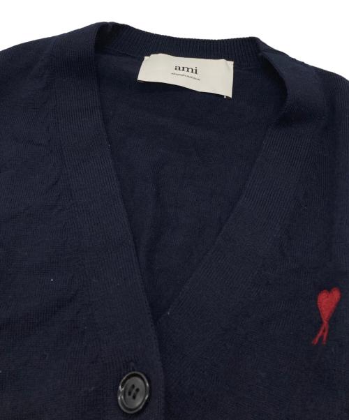 AMI Alexandre Mattiussi（アミアレクサンドルマテュッシ）AMI Alexandre Mattiussi (アミアレクサンドルマテュッシ) ハートロゴニットカーディガン ネイビー サイズ:Mの古着・服飾アイテム