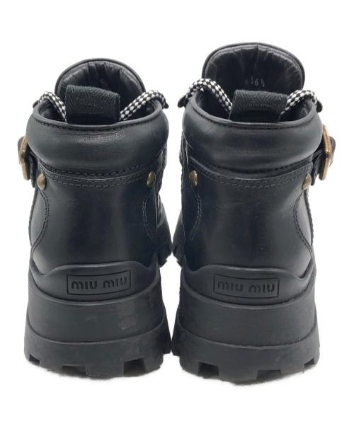 MIU MIU（ミュウミュウ）MIU MIU (ミュウミュウ) RIDGED SOLE BIKER BOOTS ブラック サイズ:36 1/2の古着・服飾アイテム