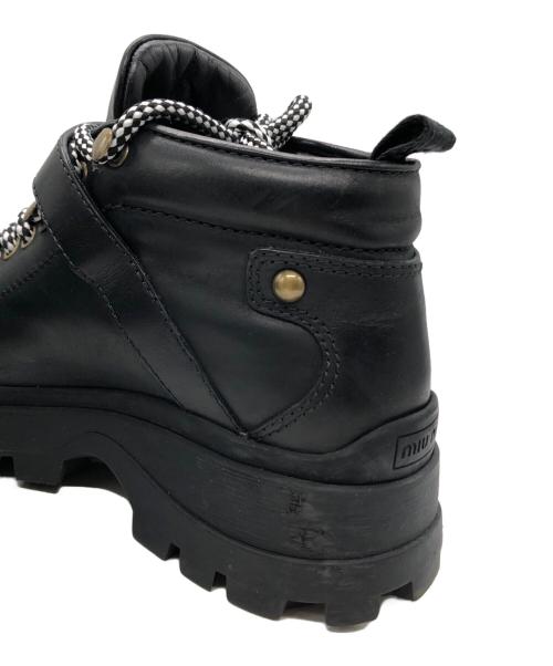 MIU MIU（ミュウミュウ）MIU MIU (ミュウミュウ) RIDGED SOLE BIKER BOOTS ブラック サイズ:36 1/2の古着・服飾アイテム