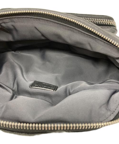 LOEWE（ロエベ）LOEWE (ロエベ) Bumbag Puffy ブラックの古着・服飾アイテム