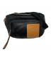 LOEWE（ロエベ）の古着「Bumbag Puffy」｜ブラック
