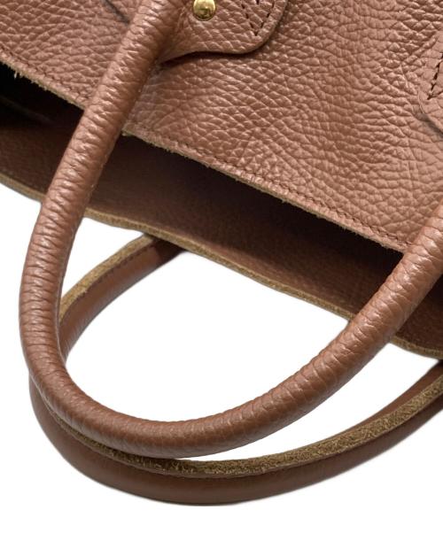 YOUNG & OLSEN The DRYGOODS STORE（ヤングアンドオルセン ザ ドライグッズストア）YOUNG & OLSEN The DRYGOODS STORE (ヤングアンドオルセン ザ ドライグッズストア) EMBOSSED LEATHER BELTED TOTE M ブラウン サイズ:下記参照の古着・服飾アイテム