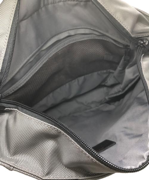 TUMI（トゥミ）TUMI (トゥミ) ナイロントートバッグ グレーの古着・服飾アイテム