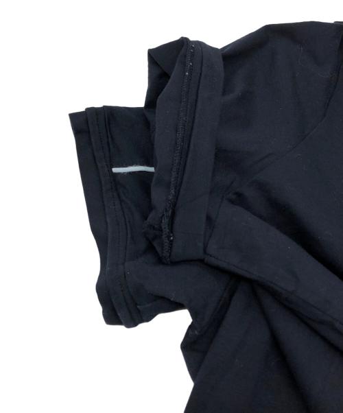 PRADA SPORTS（プラダスポーツ）PRADA SPORTS (プラダスポーツ) 半袖ジップシャツ ネイビー サイズ:Lの古着・服飾アイテム