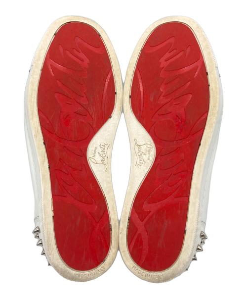 Christian Louboutin（クリスチャン・ルブタン）Christian Louboutin (クリスチャン・ルブタン) Vieira2 スタッズローカットスニーカー ホワイト サイズ:38の古着・服飾アイテム