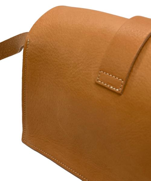 archi（アーキ）archi (アーキ) LEATHER SHOULDER BAG ベージュ サイズ:下記参照の古着・服飾アイテム