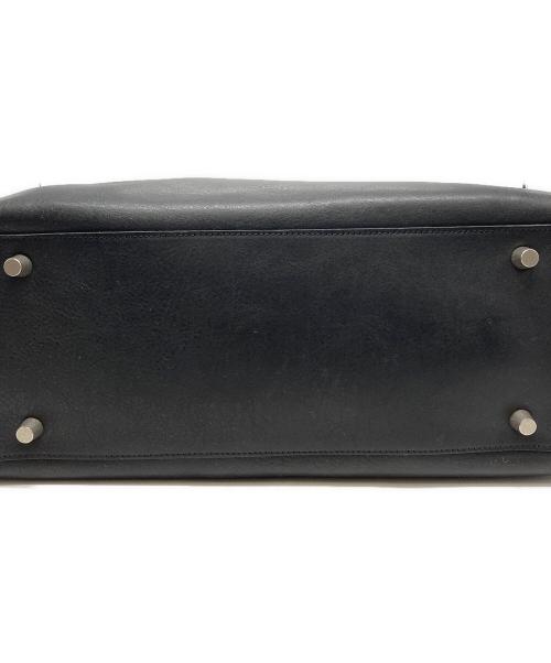 ARTS&SCIENCE（アーツアンドサイエンス）ARTS&SCIENCE (アーツアンドサイエンス) Stitch flap bag M ブラックの古着・服飾アイテム