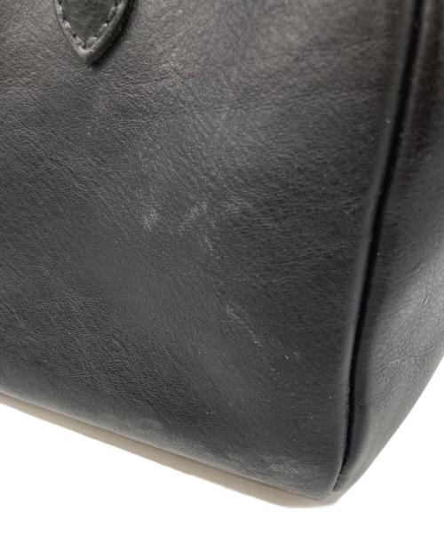 ARTS&SCIENCE（アーツアンドサイエンス）ARTS&SCIENCE (アーツアンドサイエンス) Stitch flap bag M ブラックの古着・服飾アイテム