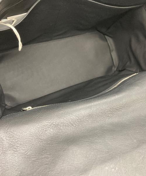 ARTS&SCIENCE（アーツアンドサイエンス）ARTS&SCIENCE (アーツアンドサイエンス) Stitch flap bag M ブラックの古着・服飾アイテム