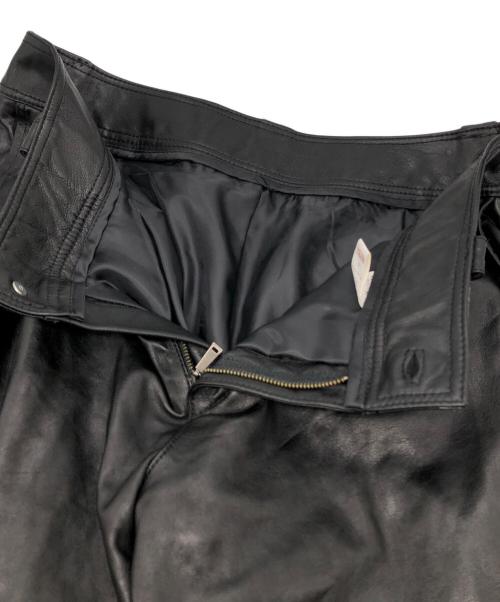 ALICE AUAA（アリスアウアア）ALICE AUAA (アリスアウアア) シープレザーハーフパンツ ブラック サイズ:4の古着・服飾アイテム