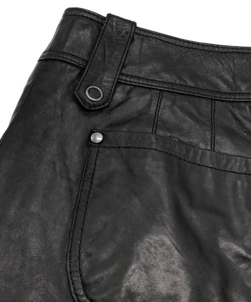 ALICE AUAA（アリスアウアア）ALICE AUAA (アリスアウアア) シープレザーハーフパンツ ブラック サイズ:4の古着・服飾アイテム