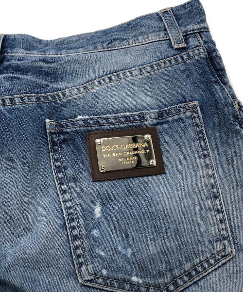 DOLCE & GABBANA（ドルチェ＆ガッバーナ）DOLCE & GABBANA (ドルチェ＆ガッバーナ) ダメージメタルパッチデニムパンツ インディゴ サイズ:44の古着・服飾アイテム