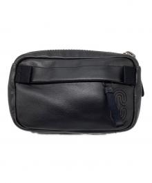 COACH（コーチ）の古着「ボディーバッグ」｜ブラック