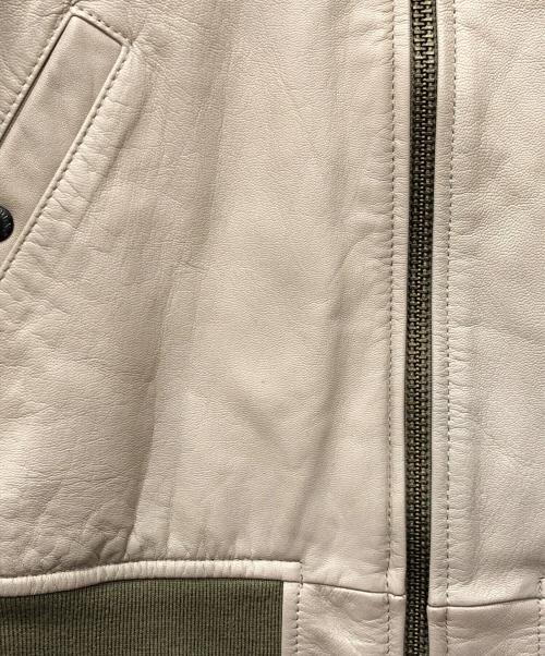 AVIREX（アヴィレックス）AVIREX (アヴィレックス) レザーフライトジャケット ベージュ サイズ:XLの古着・服飾アイテム