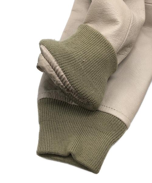 AVIREX（アヴィレックス）AVIREX (アヴィレックス) レザーフライトジャケット ベージュ サイズ:XLの古着・服飾アイテム