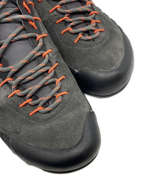 LA SPORTIVA（スポルティバ）LA SPORTIVA (スポルティバ) TX4 Evo GTX アプローチシューズ ブラック サイズ:27cmの古着・服飾アイテム