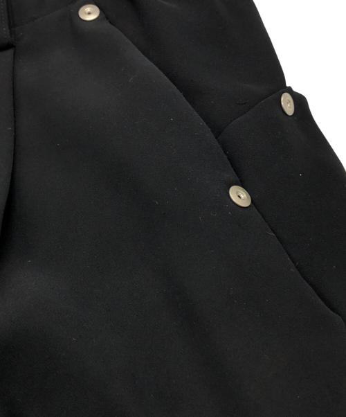 CONZ（コンズ）CONZ (コンズ) カーブレッグトラウザー ブラック ブラック サイズ:2の古着・服飾アイテム