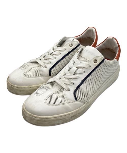 J.M.WESTON（ジェイエムウエストン）J.M.WESTON (ジェイエムウエストン) パンチング レザー スニーカー ホワイト サイズ:9 1/2の古着・服飾アイテム