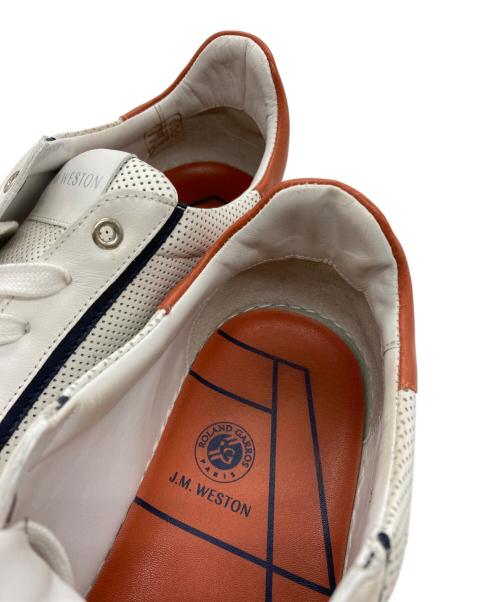 J.M.WESTON（ジェイエムウエストン）J.M.WESTON (ジェイエムウエストン) パンチング レザー スニーカー ホワイト サイズ:9 1/2の古着・服飾アイテム