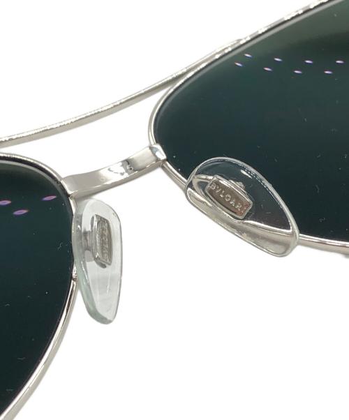 BVLGARI（ブルガリ）BVLGARI (ブルガリ) ティアドロップメタルサングラス グリーン サイズ:下記参照の古着・服飾アイテム
