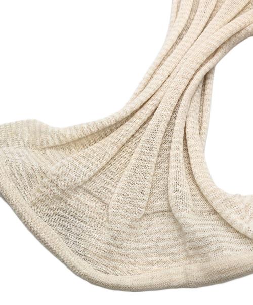 ISSEY MIYAKE（イッセイミヤケ）ISSEY MIYAKE (イッセイミヤケ) 変形ニット ベージュ サイズ:2の古着・服飾アイテム