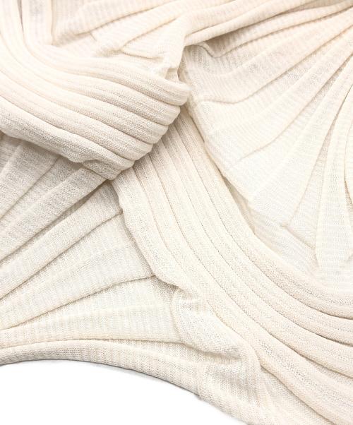 ISSEY MIYAKE（イッセイミヤケ）ISSEY MIYAKE (イッセイミヤケ) 変形ニット ベージュ サイズ:2の古着・服飾アイテム