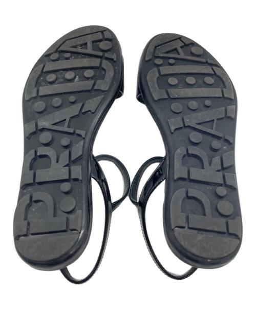 PRADA（プラダ）PRADA (プラダ) エナメルストラップサンダル ブラック サイズ:36の古着・服飾アイテム