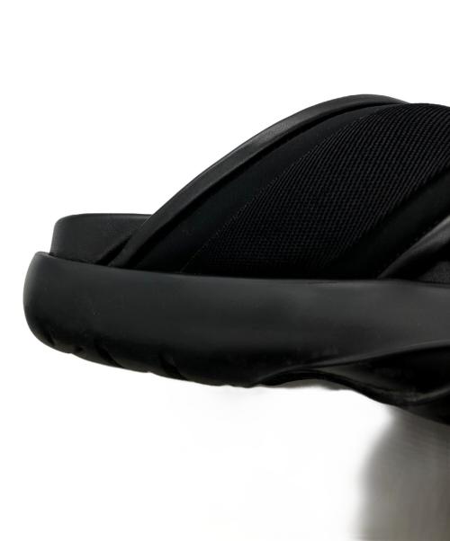 BOTTEGA VENETA（ボッテガベネタ）BOTTEGA VENETA (ボッテガベネタ) スナップスライドサンダル ブラック サイズ:41の古着・服飾アイテム