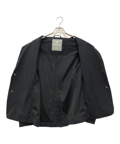 LARDINI（ラルディーニ）LARDINI (ラルディーニ) スナップ2Bテーラードナイロンジャケット ブラック サイズ:Sの古着・服飾アイテム