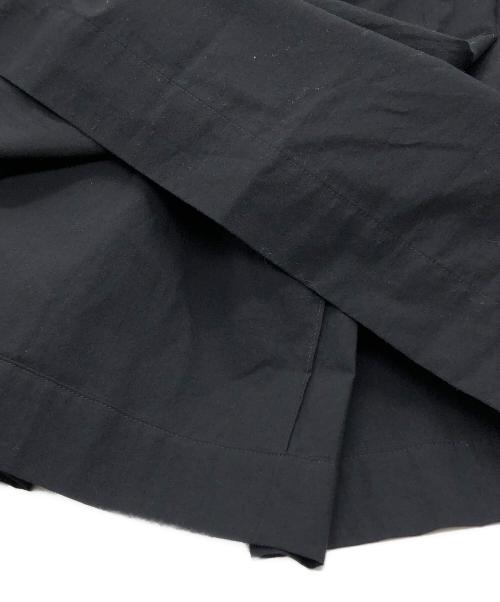 HUIS（ハウス）HUIS (ハウス) オーガニックコットン2wayタック&ギャザージャンバースカート ブラック サイズ:F 未使用品の古着・服飾アイテム