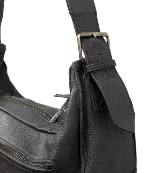 Vivienne Westwood（ヴィヴィアンウエストウッド）Vivienne Westwood (ヴィヴィアンウエストウッド) ミニオーブ金具 レザーショルダーバッグ ブラックの古着・服飾アイテム