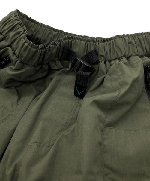 South2 West8（サウスツー ウエストエイト）south2 west8 (サウスツー ウエストエイト) NANGA (ナンガ) ベルテッド C.S. ダウン パンツ カーキ サイズ:Sの古着・服飾アイテム