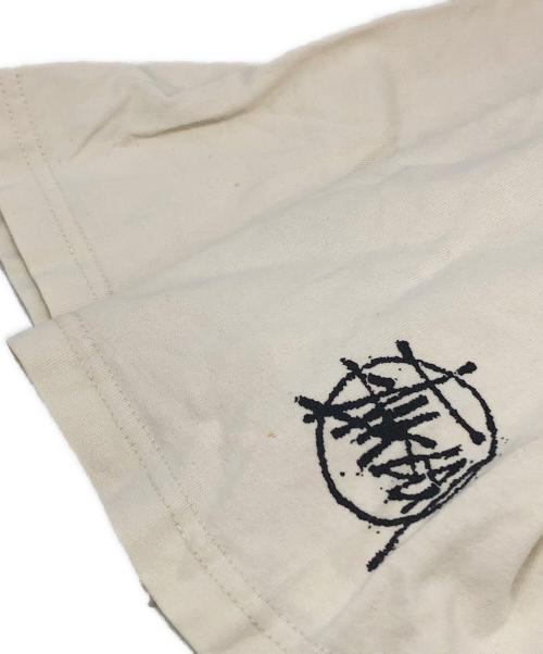 stussy（ステューシー）stussy (ステューシー) ピストルズ プリントTシャツ アイボリー サイズ:Mの古着・服飾アイテム