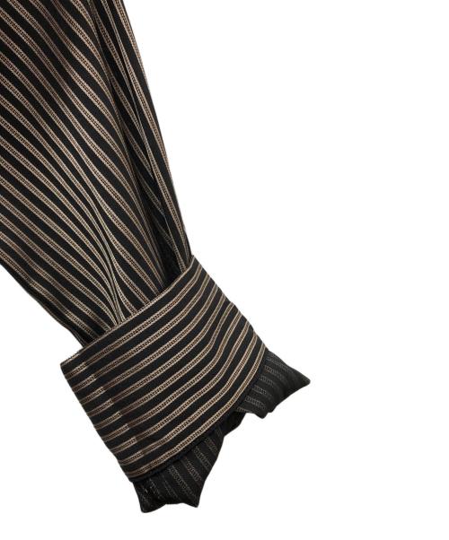 CLANE（クラネ）CLANE (クラネ) STRIPE BIG BUTTON ALL IN ONE/IVORY ブラウン サイズ:2 未使用品の古着・服飾アイテム