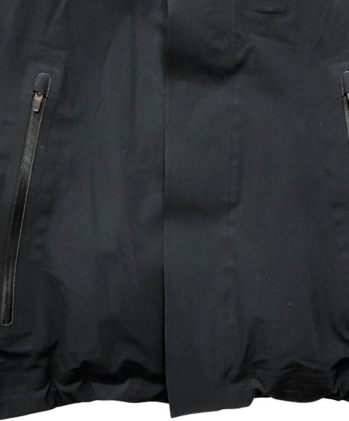 UBER（ウーバー）UBER (ウーバー) プリマロフトナイロンジャケット ブラック サイズ:Mの古着・服飾アイテム