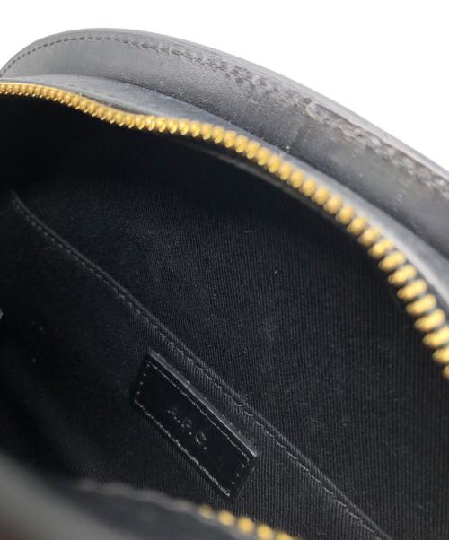 A.P.C.（アーペーセー）A.P.C. (アーペーセー) ハーフムーンショルダー サイズ:下記参照の古着・服飾アイテム