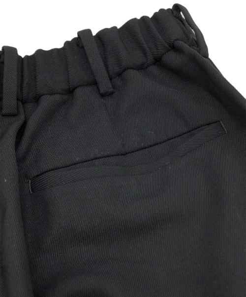 MARKAWARE（マーカウェア）MARKAWARE (マーカウェア) FRONT PLEATS PEGTOP ORGANIC WOOL SURVIVAL CLOTH ブラック サイズ:3の古着・服飾アイテム