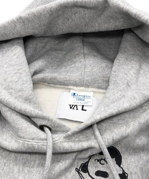 Champion（チャンピオン）Champion (チャンピオン) FRAGMENT DESIGN (フラグメントデザイン) プルオーバーパーカー グレー サイズ:Lの古着・服飾アイテム