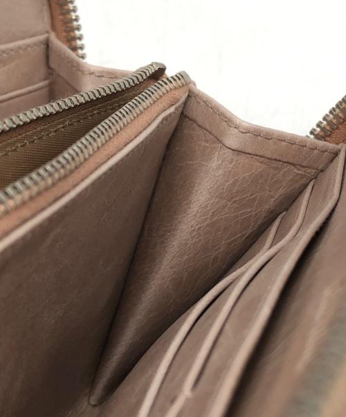 MIU MIU（ミュウミュウ）MIU MIU (ミュウミュウ) フラワースタッズ財布 ピンク サイズ:下記参照の古着・服飾アイテム