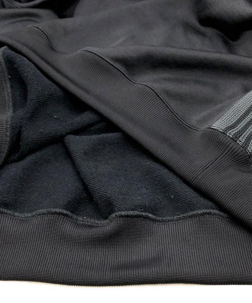Needles（ニードルズ）Needles (ニードルズ) Track Crew Neck Shirt ブラック×グレー サイズ:Lの古着・服飾アイテム